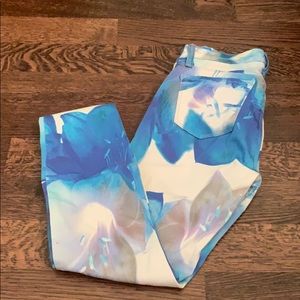 Blue floral pattern pants